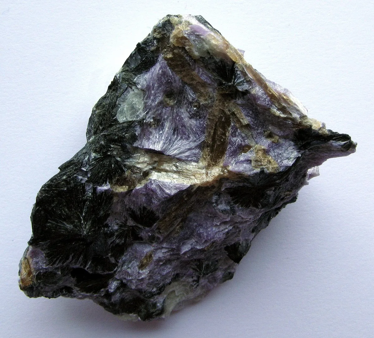 ჩაროიტი